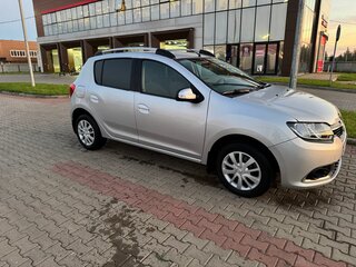 2016 Renault Sandero II, серый, 720000 рублей, вид 3