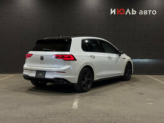 2021 Volkswagen Golf VII Рестайлинг, белый, 2799000 рублей, вид 5