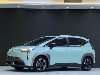 2022 Aion Y Plus 64 kWh, голубой, 2100000 рублей, вид 1