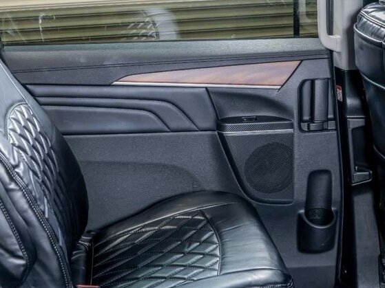 2022 Mitsubishi Delica D:5 I Рестайлинг, серебристый - вид 30