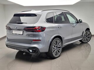2025 BMW X5 40d IV (G05/G18) Рестайлинг, серый, 16900000 рублей, вид 3