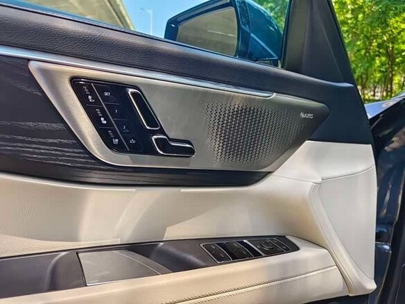 2023 Cadillac CT6 II, серый, 5054047 рублей - вид 13