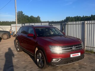 2018 Volkswagen Teramont I, пурпурный, 2050000 рублей, вид 4