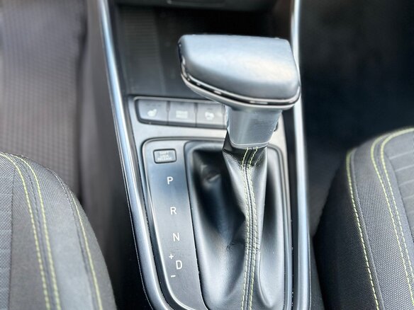 2021 Hyundai i20 MHEV III, белый, 1580000 рублей - вид 19