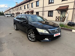 2013 Toyota Camry VII (XV50), чёрный, 1585000 рублей, вид 3