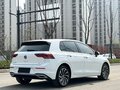 2023 Volkswagen Golf VIII, белый - вид 3