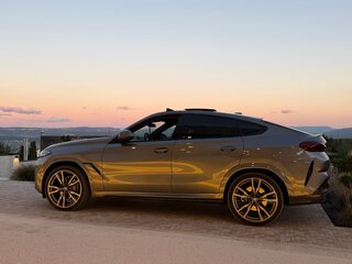 2023 BMW X6 40i III (G06) Рестайлинг, серый, 10100000 рублей, вид 2