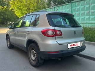 2011 Volkswagen Tiguan I, серебристый, 1200000 рублей, вид 4