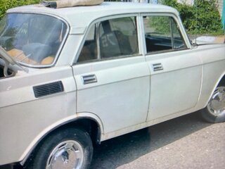 1980 Москвич 2140, белый, 70000 рублей, вид 4