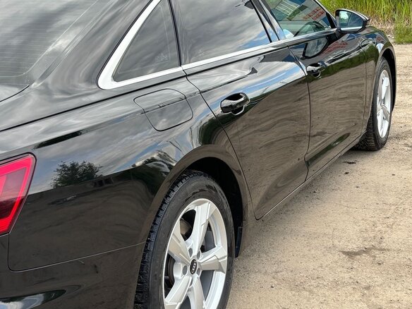 2021 Audi A6 45 TFSI V (C8), чёрный, 3690000 рублей - вид 3