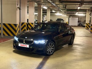 2021 BMW 3 серии 320i VII (G2x), чёрный, 4400000 рублей, вид 1