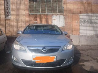 2010 Opel Astra J, серый, 450000 рублей, вид 1