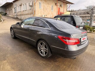 2011 Mercedes-Benz E-Класс 250 5G-Tronic IV (W212, S212, C207), серый, 1300000 рублей, вид 4