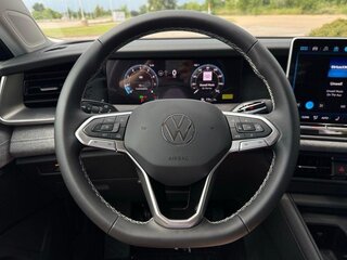 2026 Volkswagen Tiguan III (NA Market), серый, 5723178 рублей, вид 5