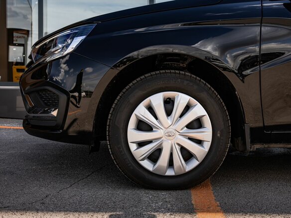 2026 Lada (ВАЗ) Vesta SW I Рестайлинг (NG), чёрный, 1815000 рублей - вид 8