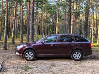 2012 Skoda Octavia II (A5) Рестайлинг, пурпурный, 850000 рублей, вид 1