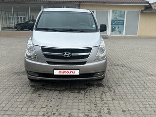 2010 Hyundai Grand Starex I, серебристый, 850000 рублей, вид 1