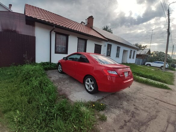 2010 Honda Civic VIII Рестайлинг, красный, 700000 рублей - вид 5
