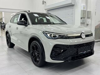 2026 Volkswagen Tiguan L Pro III (China Market), бежевый, 5099000 рублей, вид 3