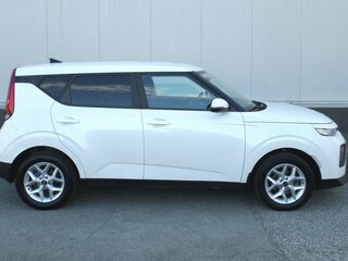 2021 Kia Soul III, белый, 1529000 рублей, вид 4