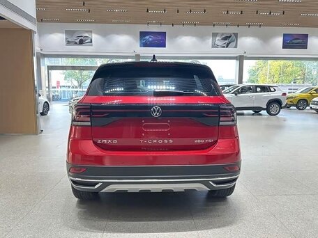 2023 Volkswagen T-Cross I (China Market), красный, 1900000 рублей, вид 3