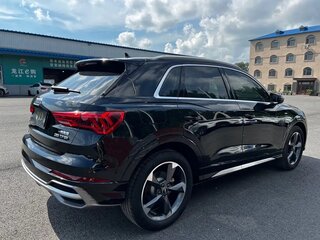 2022 Audi Q3 35 TFSI II (F3), чёрный, 2245000 рублей, вид 4