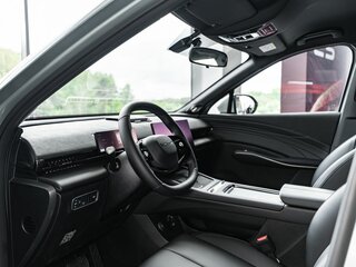 2026 Omoda C7, зелёный, 3299000 рублей, вид 2