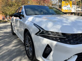 2020 Kia K5 III, белый, 2700000 рублей, вид 3