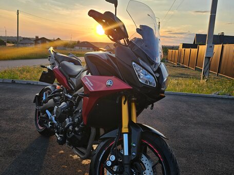 2020 Yamaha Tracer 900, красный, 1200000 рублей, вид 1