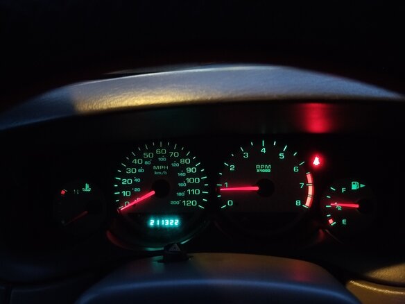 1999 Plymouth Neon, пурпурный, 275000 рублей - вид 10