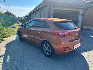 2015 Hyundai i30 II Рестайлинг, оранжевый, 1490000 рублей, вид 3