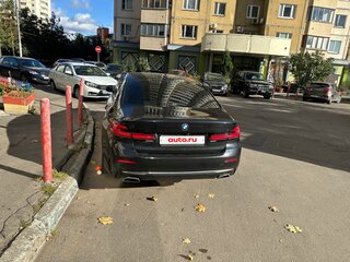 2021 BMW 5 серии 520i VII (G30/G31/G38) Рестайлинг, чёрный, 3000000 рублей, вид 2