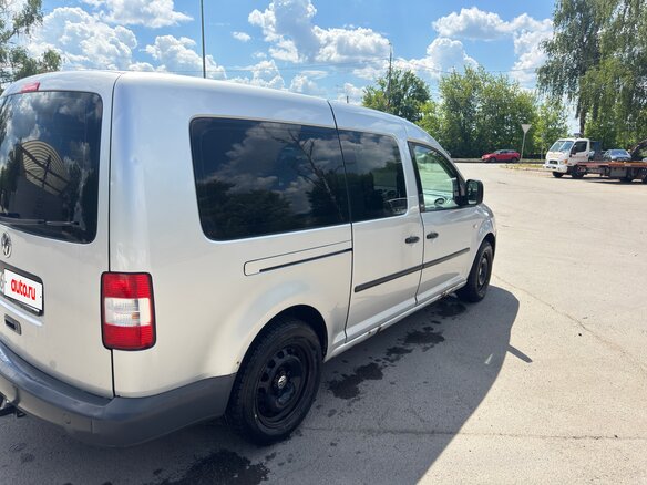 2008 Volkswagen Caddy Maxi III, серебристый, 850000 рублей - вид 4