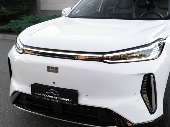 2026 Geely Galaxy M7, белый - вид 3