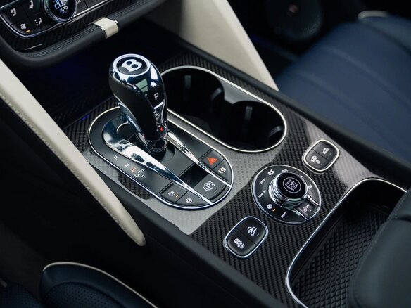 2025 Bentley Bentayga EWB I Рестайлинг, синий, 45000000 рублей - вид 17
