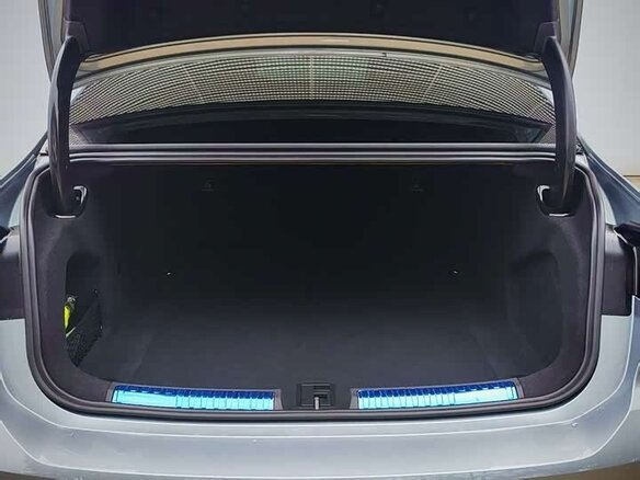 2026 Audi A6 L VI (C9), серебристый, 7450000 рублей - вид 23