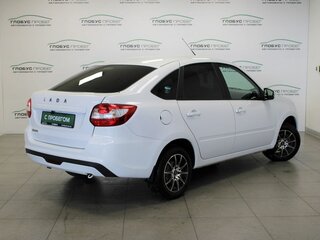 2023 Lada (ВАЗ) Granta I Рестайлинг, белый, 865000 рублей, вид 2