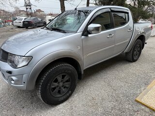 2012 Mitsubishi L200 IV, серебристый, 1850000 рублей, вид 4