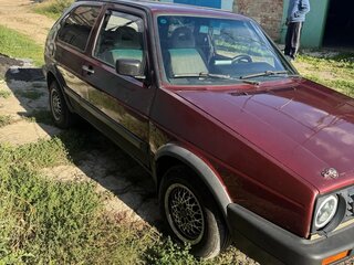 1985 Volkswagen Golf II, красный, 130000 рублей, вид 3