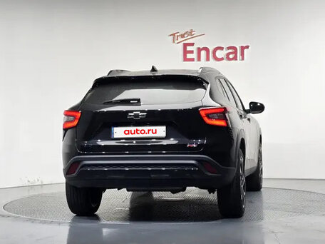 2023 Chevrolet Trax II, чёрный, 1500000 рублей, вид 4