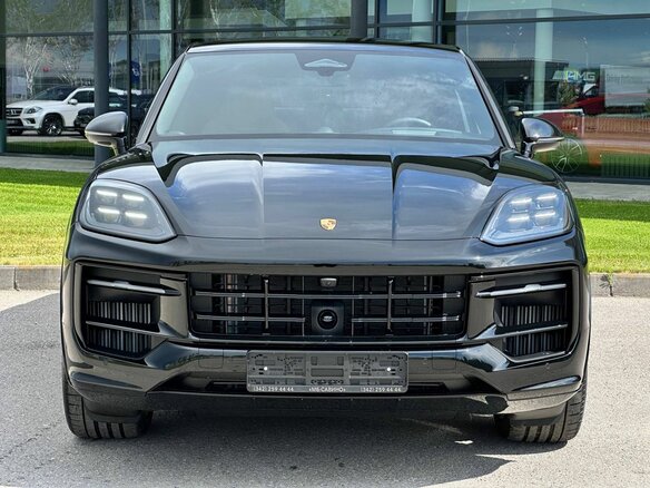 2026 Porsche Cayenne Coupé III Рестайлинг, чёрный - вид 5