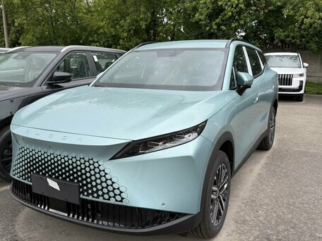 Omoda C7