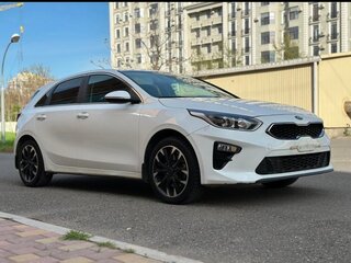 2019 Kia Ceed III, белый, 1780000 рублей, вид 3