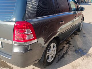 2011 Opel Zafira B Рестайлинг, серый, 799999 рублей, вид 4