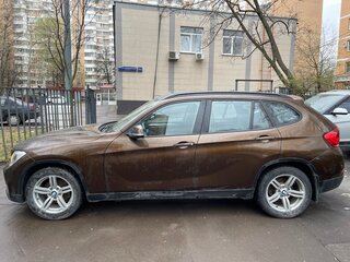 2013 BMW X1 18i I (E84) Рестайлинг, коричневый, 1100000 рублей, вид 2