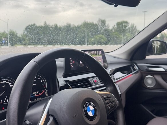 2022 BMW X1 18i sDrive II (F48) Рестайлинг, белый - вид 7