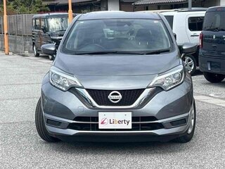 2017 Nissan Note II Рестайлинг, серый, 710000 рублей, вид 2