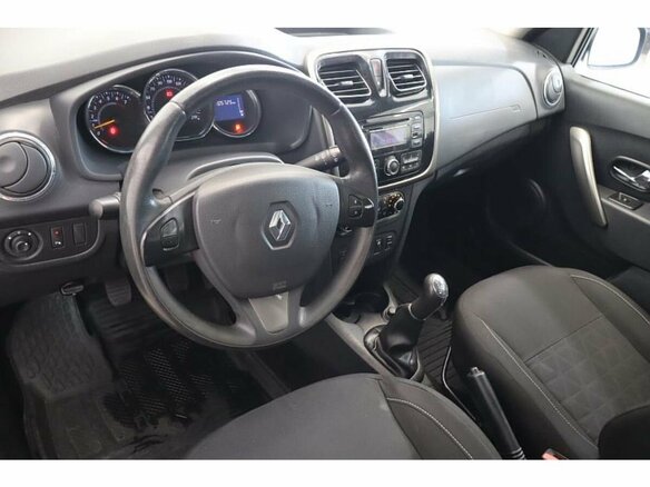 2015 Renault Sandero Stepway II, красный - вид 5