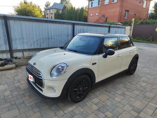 2015 Mini Hatch Cooper III (F55/F56), белый, 1200000 рублей, вид 1
