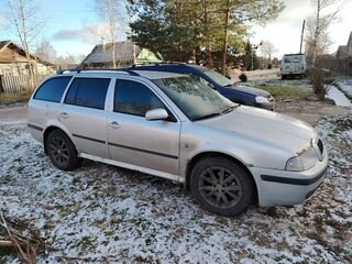 2008 Skoda Octavia I (A4) Рестайлинг, серебристый, 310000 рублей, вид 2